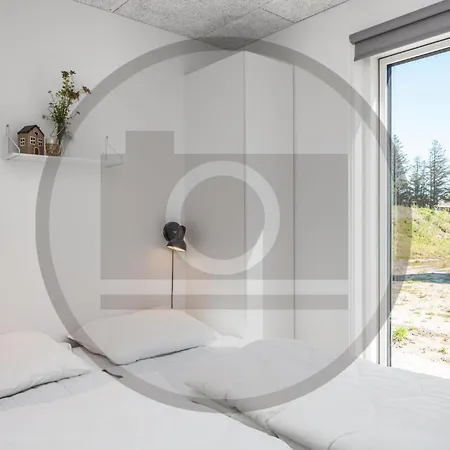 4 Bedroom Awesome In 別荘 Glesborg